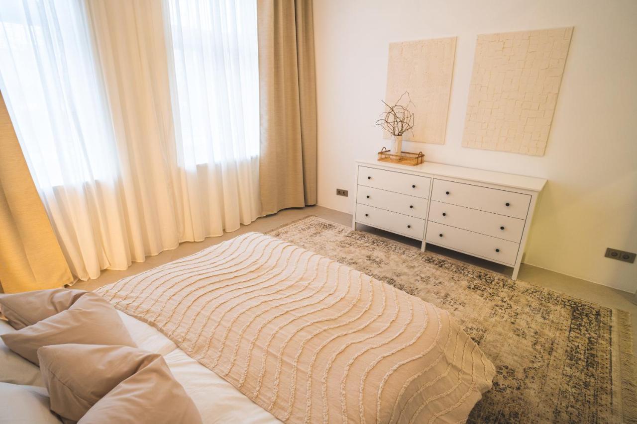 Old Town Apartment Kaunas Buitenkant foto