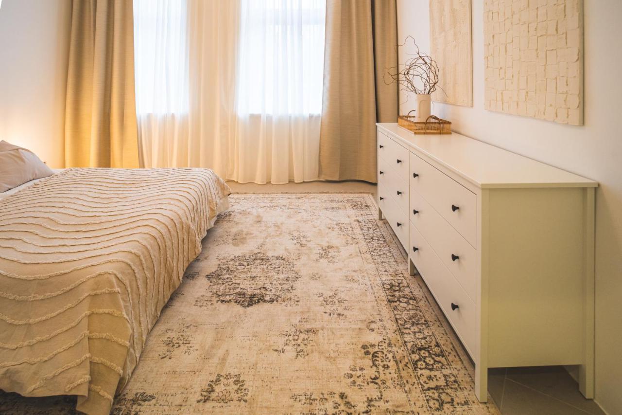 Old Town Apartment Kaunas Buitenkant foto